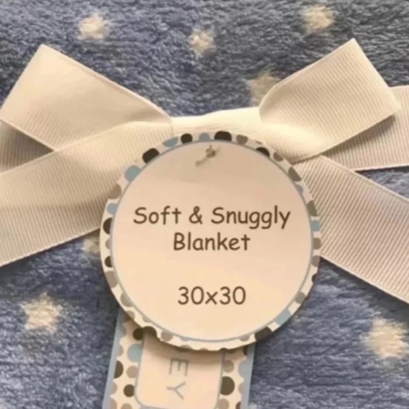 (NWT) Super Soft & Snuggly Blanket 30”x 30” - Picture 3 of 8